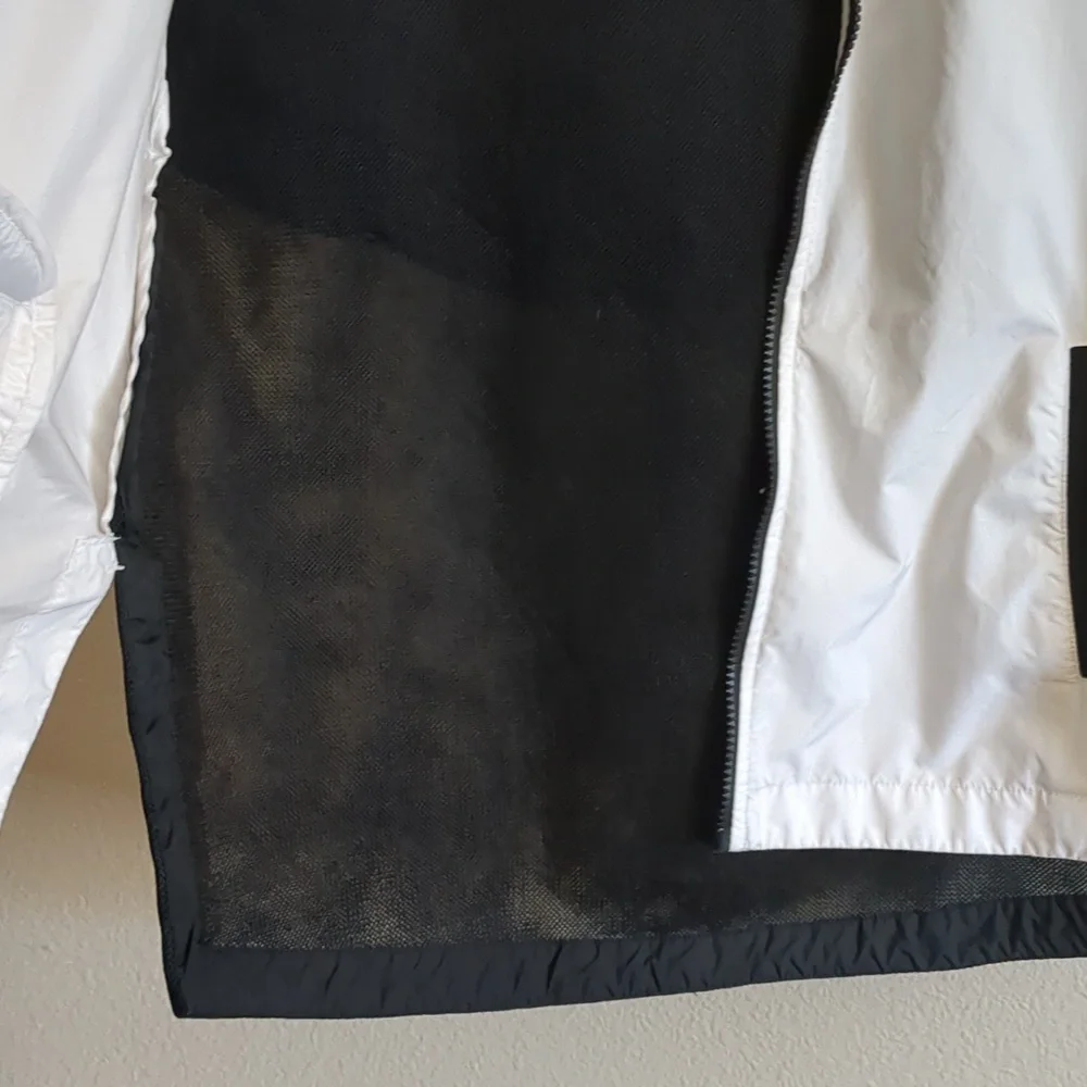 NIKE tech oversized vest black & white size Large - Picture 5 of 11